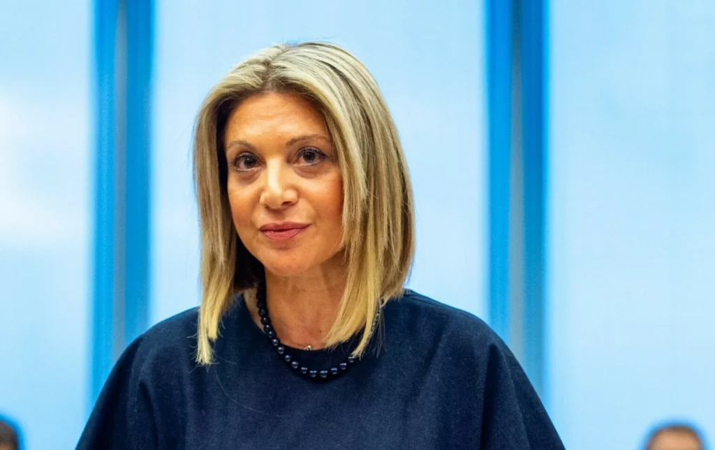 Αυτός ο πρώην πρωθυπουργός τάσσεται στο πλευρό της Καρυστιανού