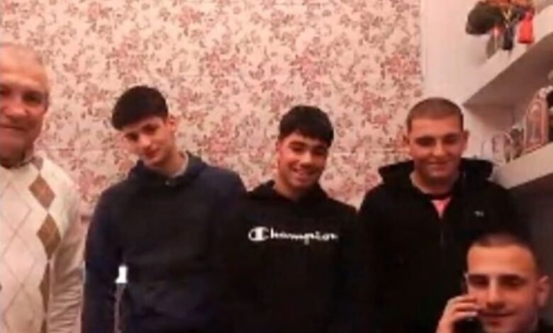 Πράξη αυτοθυσίας από ήρωες μαθητές στη Νέα Μάκρη – Αψήφησαν τις φλόγες και έσωσαν ηλικιωμένο ζευγάρι από βέβαιο θάνατo