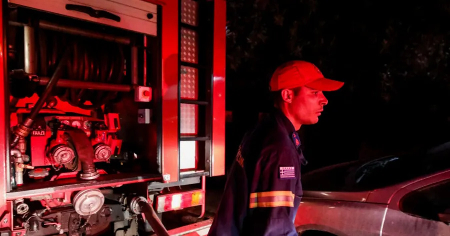 ΜΕΓΑΛΗ ΦΩΤΙΑ ΤΩΡΑ ΣΤΗΝ ΑΘΗΝΑ: ΚΛΕΙΝΟΥΝ ΔΡΟΜΟΙ – ΔΙΑΚΟΠΗ ΚΥΚΛΟΦΟΡΙΑΣ