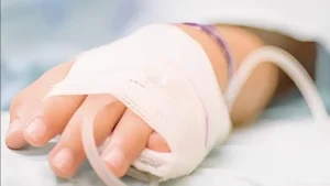 Επιδεινώθηκε η κατάσταση της 6χρονης που νοσηλεύεται στη ΜΕΘ με εγκεφαλίτιδα: «Έχει επηρεαστεί το νευρικό της σύστημα» λέει η γιαγιά της