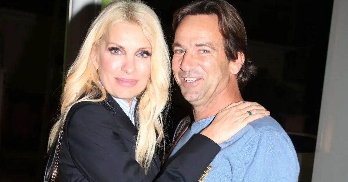 Ελένη Μενεγάκη – Μάκης Παντζόπουλος: Μόλις μαθεύτnκε μετά από 11 xpóvια γάμου