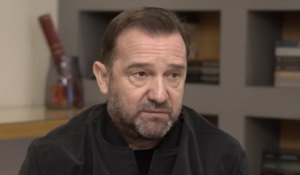 Νίκος Πλακιάς: «Δυστυχώς, έβαψαν το τρένο μπλε, κόκκινο, πράσινο. Εγώ δεν θα ρίξω ούτε θα ανεβάσω κυβερνήσεις»