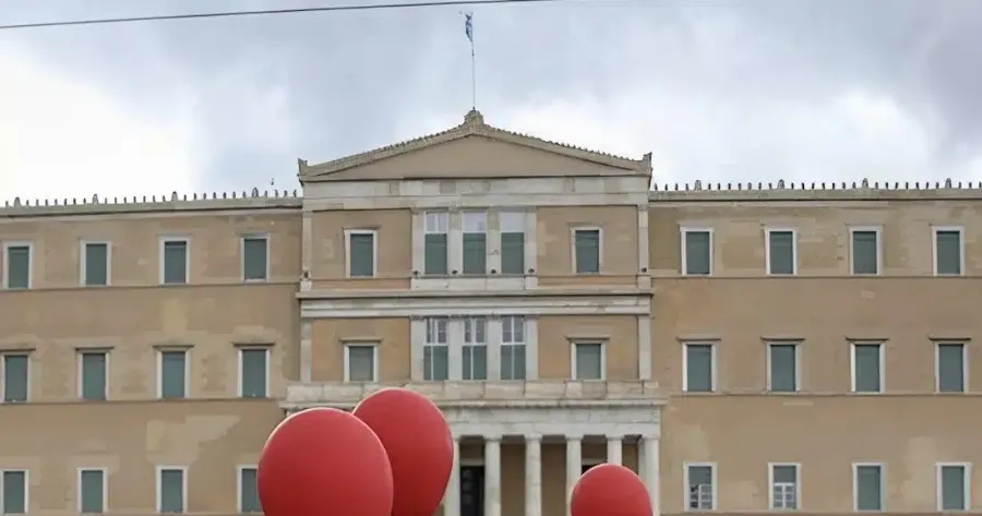 Ποιοι συμμετέχουν στην απεργία της ΑΔΕΔΥ για τα Τέμπη – Κλειστό το κέντρο
