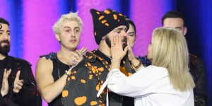 “Εγώ γεννήθηκα σαν…” Η πρώτη ανάρτηση του Ακύλα μετά την νίκη στον εθνικό τελικό