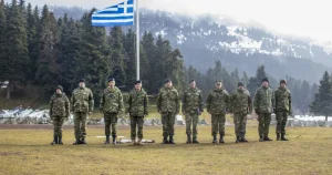 Από 4 σε 10 εβδομάδες: Οι 3 αλλαγές στη θητεία στον στρατό που ξεκινούν από την επόμενη εβδομάδα