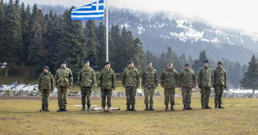 Από 4 σε 10 εβδομάδες: Οι 3 αλλαγές στη θητεία στον στρατό που ξεκινούν από την επόμενη εβδομάδα