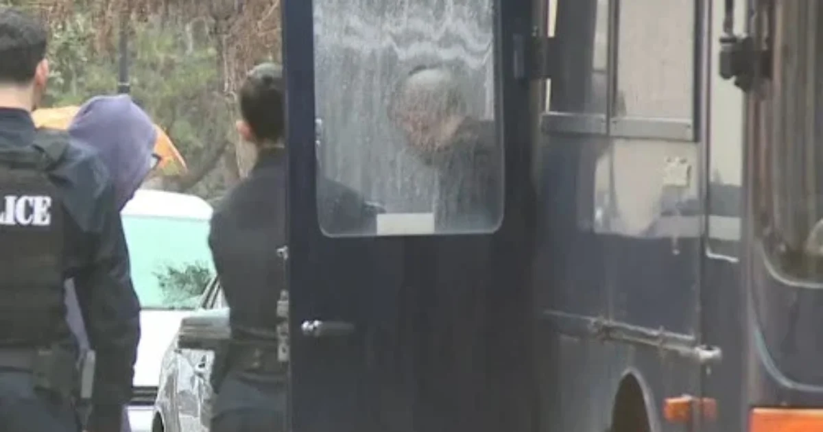 ΑΓΝΩΡΙΣΤΗ Η ΕΙΡΗΝΗ ΜΟΥΡΤΖΟΥΚΟΥ - ΣΟΚΑΡΕΙ Η ΕΙΚΟΝΑ ΤΗΣ ΜΕΤΑ ΑΠΟ 6 ΜΗΝΕΣ ΣΤΗ ΦΥΛΑΚΗ