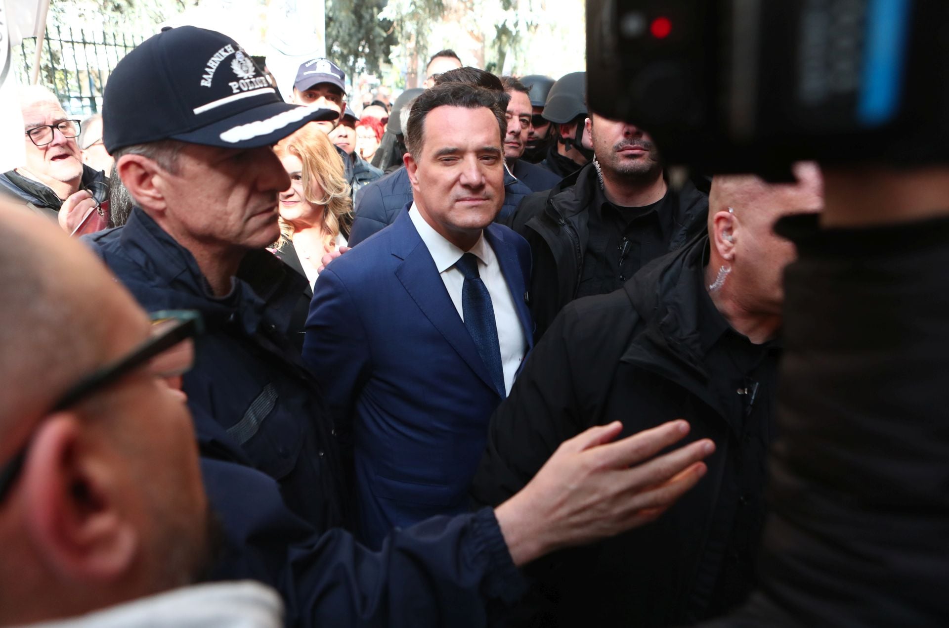 Μυτιλήνη: Ένταση ξανά λόγω επίσκεψης Γεωργιάδη σε νοσοκομείο – Ο διάλογος με εργαζόμενους