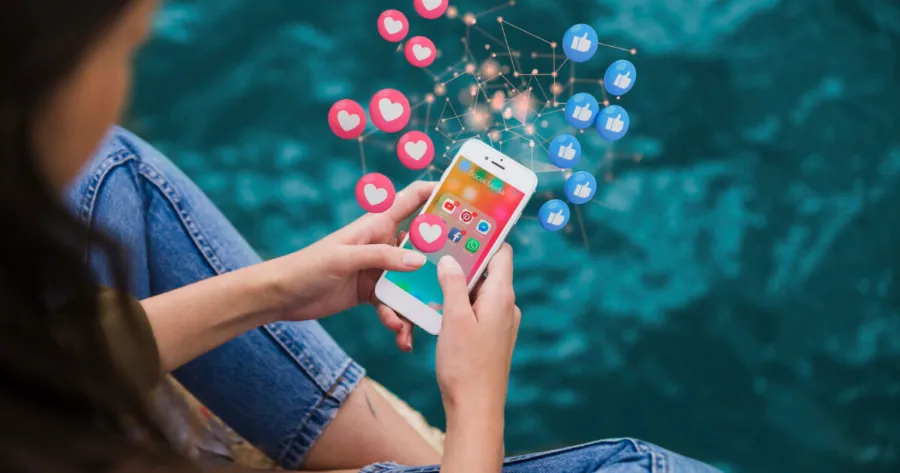 Οριστικό: Τέλος τα Social Media στην Ελλάδα για παιδιά κάτω των 15 ετών