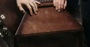 Θρίλερ σε νεκροταφείο στην Πάτρα: Πήγαν για την εκταφή της μαμάς τους και “πάγωσαν” μόλις άνοιξε ο τάφος