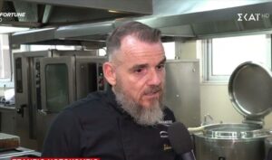 Ο Σεφ του Τζανείου Γενικού Νοσοκομείου που έχει βαλθεί να καταργήσει τον όρο «νοσοκομειακό φαγητό»