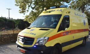 ΣΟΚΑΡΙΣΤΙΚΟ ΤΡΟΧΑΙΟ ΣΤΗ ΧΩΡΑ ΜΑΣ – ΜΕΤΩΠΙΚΗ ΣΥΓΚΡΟΥΣΗ 2 ΑΥΤΟΚΙΝΗΤΩΝ – 2 ΠΑΙΔΙΑ ΔΥΣΤΥΧΩΣ…