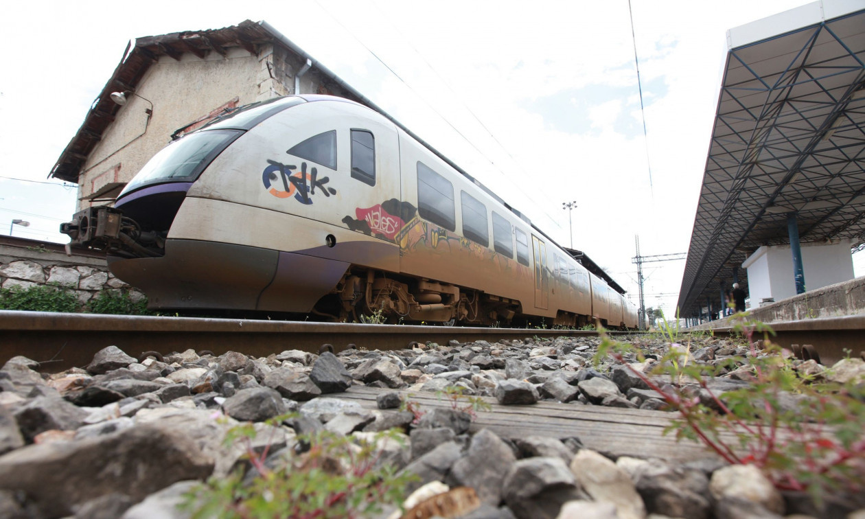 ΣΥΝΑΓΕΡΜΟΣ ΤΩΡΑ ΠΥΡΓΑΓΙΑ ΣΕ ΤΡΕΝΟ ΤΗΣ HELLENIC TRAIN ΜΕ 265 ΕΠΙΒΑΤΕΣ