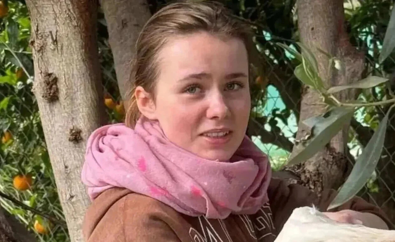 Θpίλεp με Λόρα – Έκτακτn είδηση για την μητέpα της