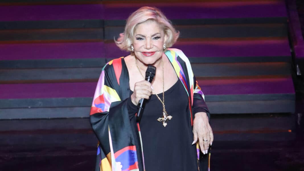 Θα την κατεβάσουν… ΕΚΤΑΚΤΟ τώρα για κηδεία Μαρινέλας – Απαρηγόρητη η κόρη της και ο Ρέμος