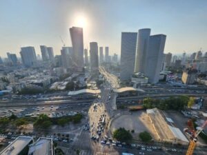 ΕΚΑΝΕ ΤΟ ΜΕΓΑΛΟ ΧΤΥΠΗΜΑ ΤΟ ΙΡΑΝ – ΑΙΜΑΤΗΡΟ ΠΛΗΓΜΑ ΑΠΟ ΙΡΑΝΙΚΟ ΠΥΡΑΥΛΟ ΜΕΣΑ ΣΤΗΝ ΠΡΩΤΕΥΟΥΣΑ – ΕΧΟΥΜΕ ΝΕΚΡΟΥΣ…