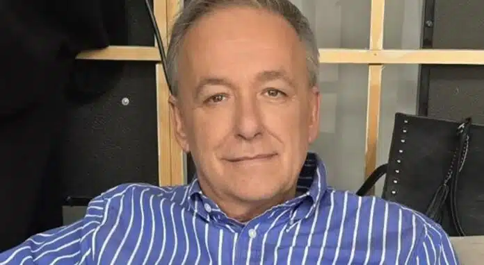 Παντρεύεται ο Αντρέας Μικρούτσικος Ανδρέας Μικρούτσικος: Παντρεύεται τη σύντροφό του μετά από 11 χρόνια σχέσης