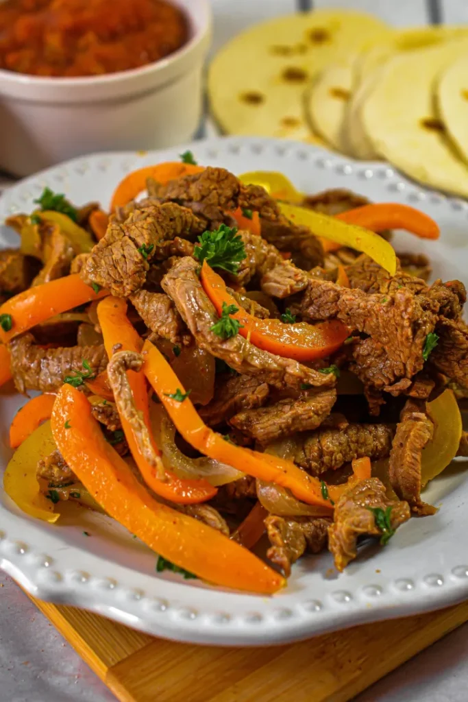 Σπιτικά Steak Fajitas: Η πιο Εύκολη και Νόστιμη Συνταγή