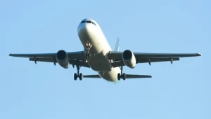 Έκλεισε ο εναέριος χώρος της Κύπρου – Επιστρέφει πτήση από Λάρνακα – Απογειώθηκαν ελληνικά F16