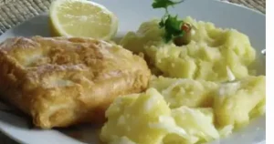 Ελάχιστοι το ξέρουν: Γιατί τρώμε μπακαλιάρο σκορδαλιά την 25η Μαρτίου – Το έθιμο και γιατί τα συνδυάζουμε