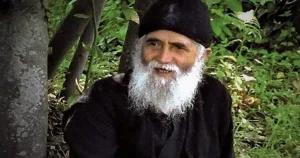 ΑΓΙΟΣ ΠΑΪΣΙΟΣ: «ΟΤΑΝ ΔΕΙΤΕ ΑΥΤΟ ΤΟ ΣΗΜΑΔΙ, Ο ΜΕΓΑΛΟΣ ΠΟΛΕΜΟΣ ΞΕΚΙΝΑΕΙ» – Η ΠΡΟΦΗΤΕΙΑ-ΣΟΚ ΠΟΥ ΕΠΑΛΗΘΕΥΕΤΑΙ ΤΩΡΑ