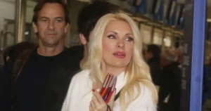 «Οφείλω να δηλώσω…»: Η 1η ανάρτηση της Ελένης Μενεγάκη μετά τα δημοσιεύματα για τον χωρισμό της