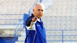 Θλίψη στο ελληνικό ποδόσφαιρο: Έφυγε από τη ζωή ο Βασίλης Δανιήλ!