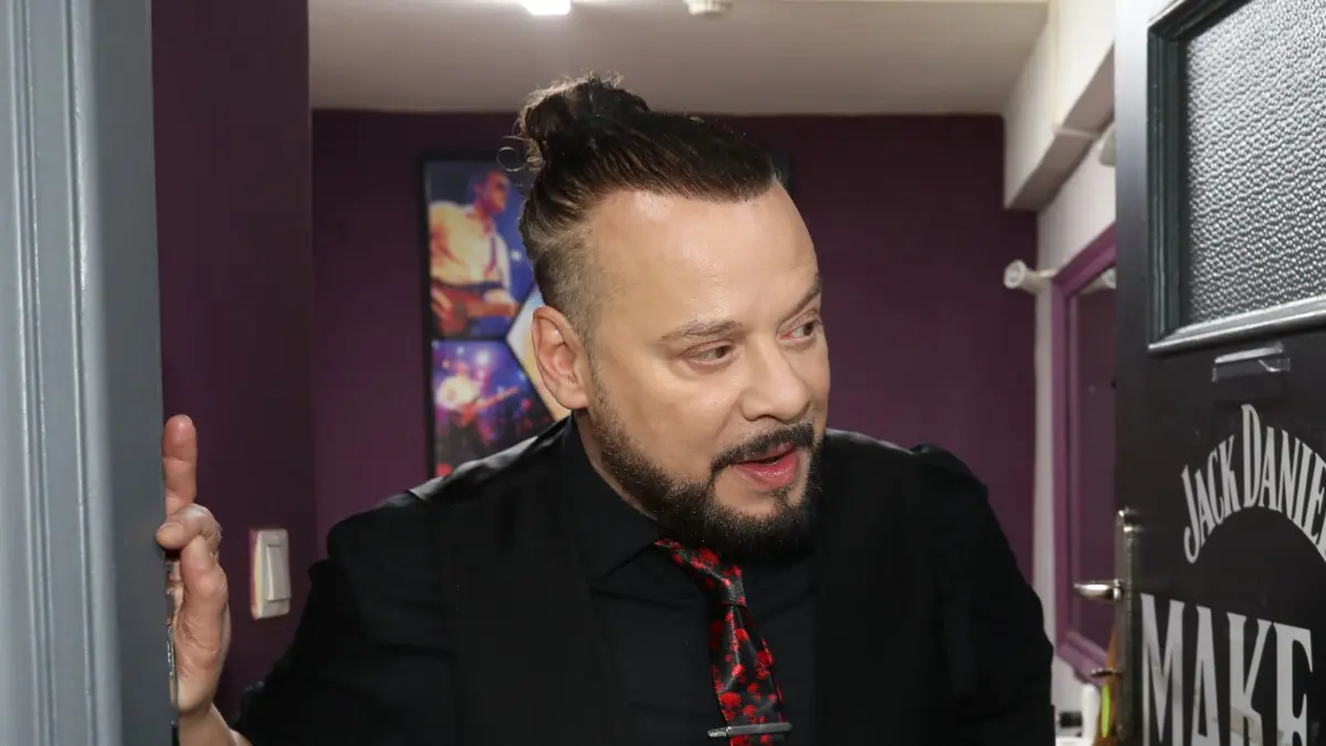 ΕΚΤΑΚΤΟ ΤΩΡΑ ΓΙΑ ΧΡΗΣΤΟ ΔΑΝΤΗ - ΞΑΝΑ ΣΤΟ ΝΟΣΟΚΟΜΕΙΟ Ο ΤΡΑΓΟΥΔΙΣΤΗΣ