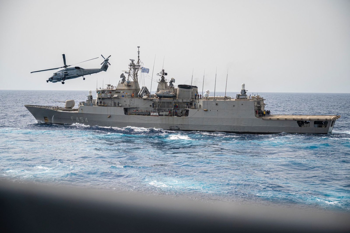 ΕΚΤΑΚΤΟ ΓΙΑ ΤΗΝ ΕΛΛΗΝΙΚΗ ΦΡΕΓΑΤΑ ΨΑΡΑ – Ο ΦΟΒΟΣ ΚΑΙ Ο ΤΡΟΜΟΣ