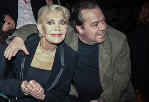 Σοκ για τον Γιάννη Πάριο – Μόλις μαθεύτηκε ο λόγος που δεν πήγε στην κηδεία της Μαρινέλλας