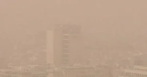 Η Ελλάδα «πνίγεται» από την αφρικανική σκόνη – Πότε θα βρέξει λάσπη και πού;