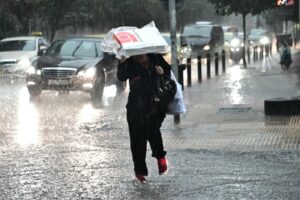 ΣΥΝΑΓΕΡΜΟΣ ΓΙΑ ΙΣΧΥΡΗ ΚΑΚΟΚΑΙΡΙΑ – ΤΙ ΠΡΟΕΙΔΟΠΟΙΕΙ Ο ΜΑΡΟΥΣΑΚΗΣ