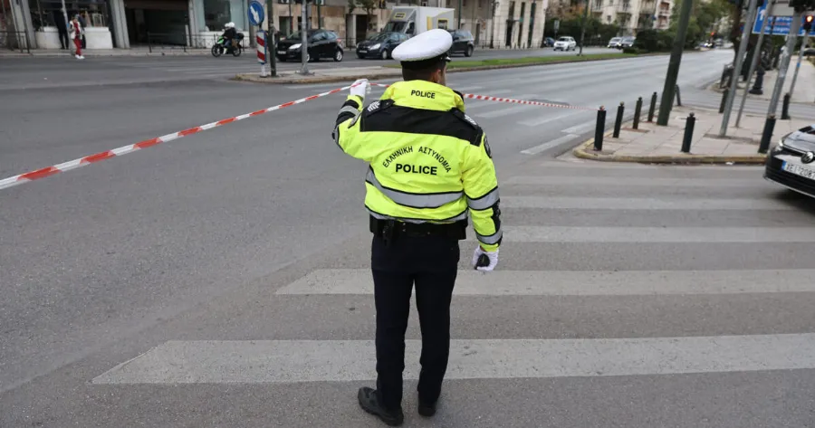 «Παραλύει» η Αθήνα – Ποιοι δρόμοι κλείνουν, μεγάλη ταλαιπωρία