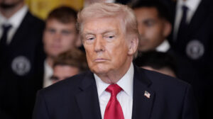 Ο Τραμπ έδωσε την χαριστική βολή – Παγκόσμια ανησυχία με αυτό που μόλις ανακοίνωσε