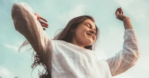 Μετά τις απώλειες, η τύχη χαμογελά: 4 ζώδια που θα ευνοηθούν σε αγάπη και χρήματα