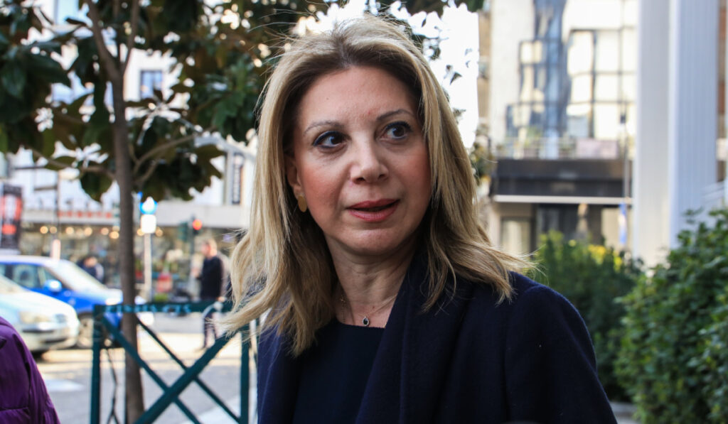 ΕΚΤΑΚΤΟ: ΜΟΛΙΣ ΞΕΚΙΝΗΣΕ Η ΔΙΚΗ ΓΙΑ ΤΑ ΤΕΜΠΗ – ΔΥΣΤΥΧΩΣ Η ΚΑΡΥΣΤΙΑΝΟΥ ΠΗΓΕ ΜΕ…