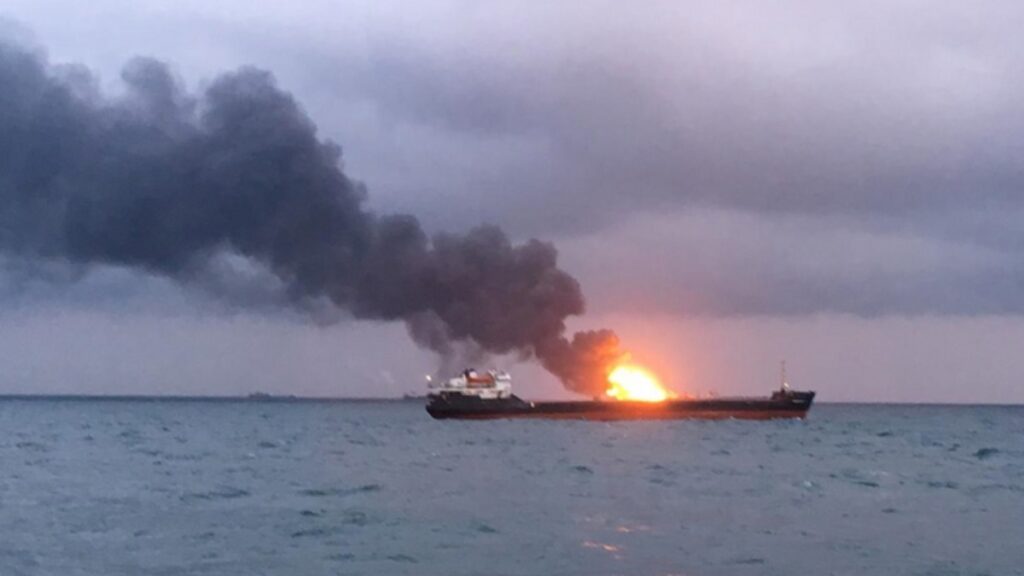 Επίθεση με πύραυλο δέχθηκε ελληνικό πλοίο στη Μαύρη Θάλασσα