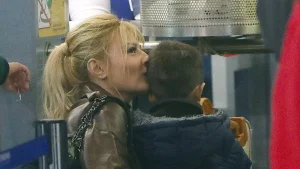 Για αυτό έφυγε άρον άρον η Σκορδά από την εκπομπή – Το τηλεφώνημα από το σχολείο του γιου της που τη σόκαρε