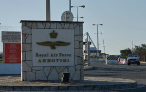 Συναγερμός στην Κύπρο: Καταρρίφθηκε και δεύτερο drone- Κάτοικοι αφήνουν τα σπίτια τους και τα σχολεία κλείνουν