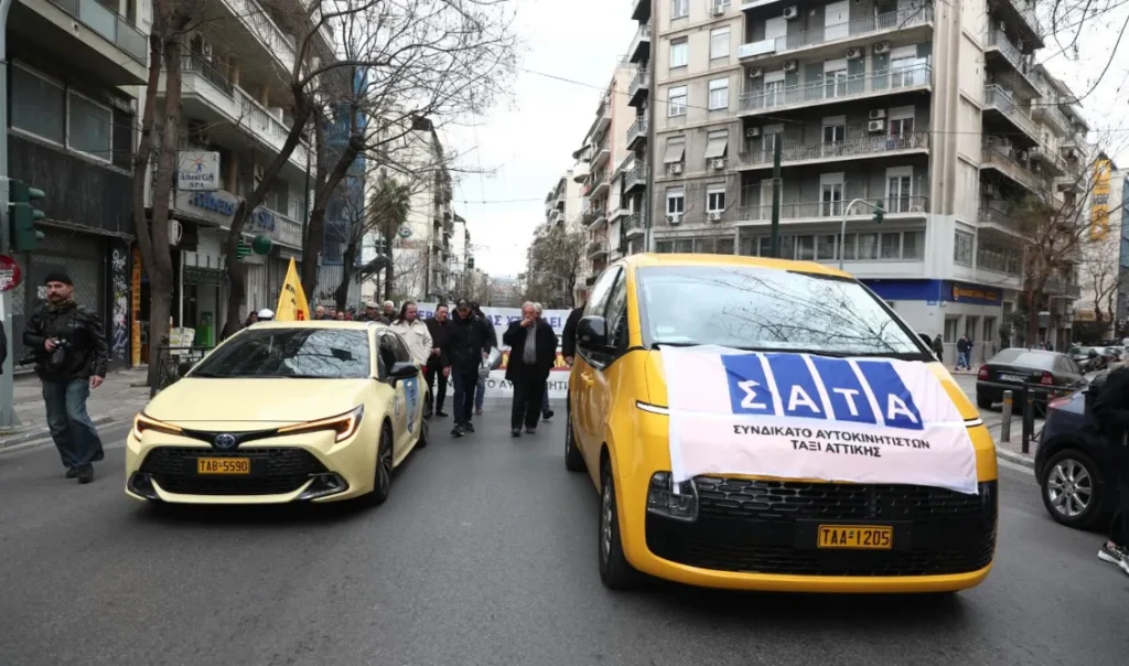 ΠΑΡΑΛΥΕΙ Η ΑΤΤΙΚΗ: Νέα 24ωρη απεργία από τις 6 το πρωί της Δευτέρας