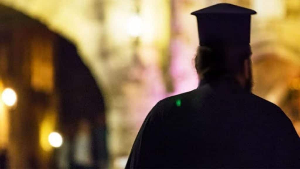 Iερέας βίαζε 7χρονο κορίτσι για χρόνια ακόμη και μέσα στην εκκλησία