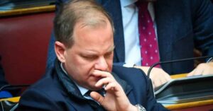 Δύσκολες ώρες για τον Κώστα Αχ. Καραμανλή – Μόλις μαθεύτηκα τα άσχημα μαντάτα