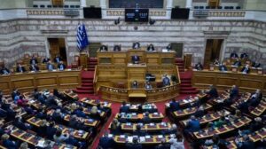 Επιστρέφει στο ΠΑΣΟΚ κορυφαία πολιτικός