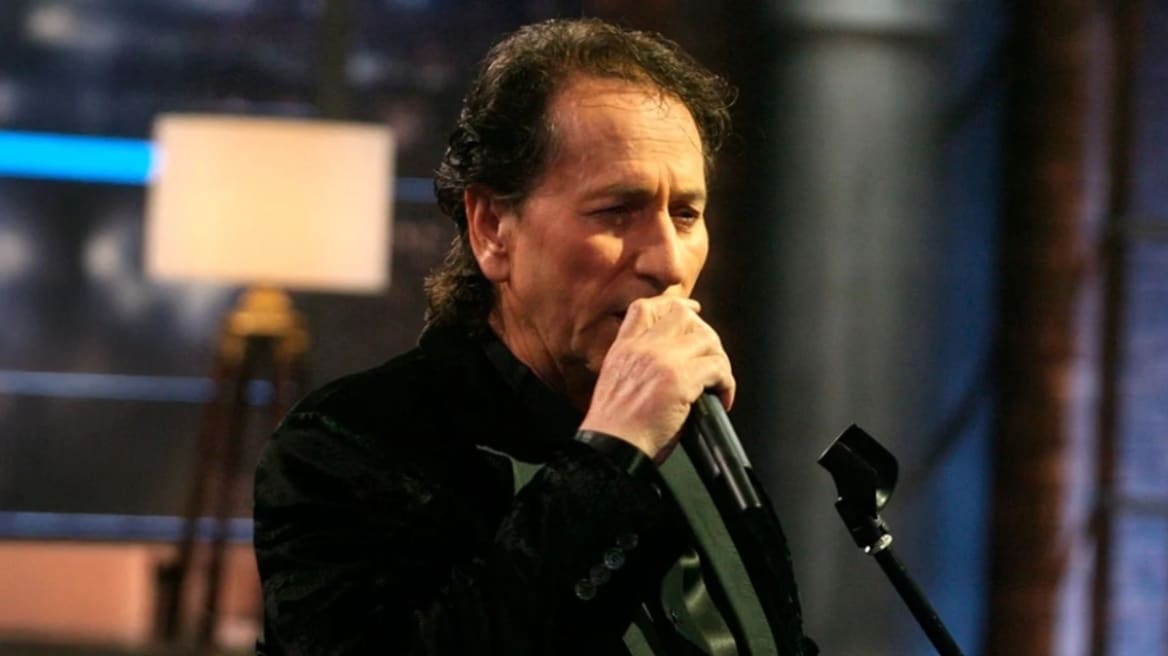 Έκτακτη είδηση για τον τραγουδιστή, Μάκη Χριστοδουλόπουλο