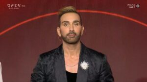 J2US: Ανατροπή με την αποχώρηση στο φινάλε της βραδιάς