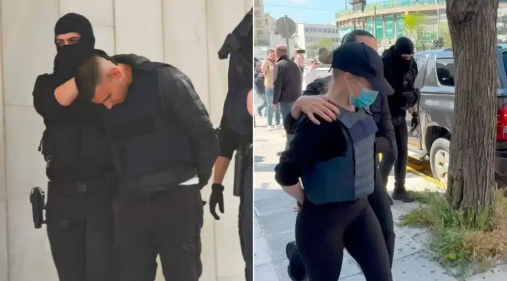 ΜΠΟΥΜΠΟΥΚΙ ο 20χρονος ΔΟΛΟΦΟΝΟΣ. Τον έδωσε η κοπέλα του. Βέβαια τον ειχαν πιασει ξανα με…