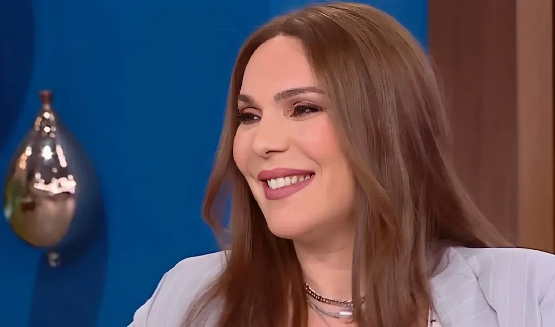 Η Ελεάνα Παπαϊωάννου για τη δεύτερη εγκυμοσύνη της: «Η κόρη μου έλεγε ότι θα μείνω έγκυος και γέλαγα με τον σύζυγό μου»