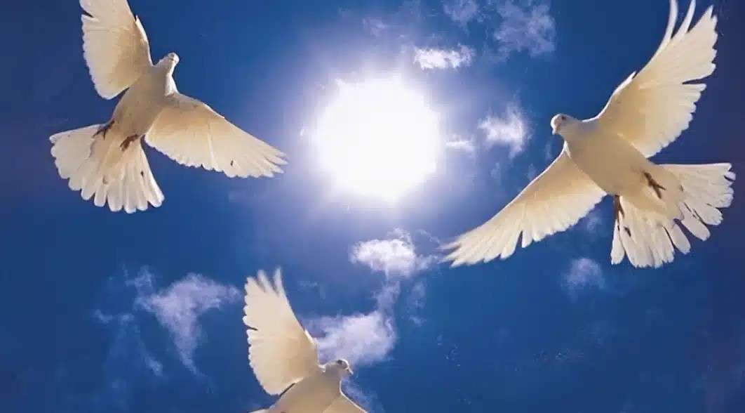 Αγίου Πνεύματος 2026: Πότε πέφτει, για ποιους είναι αργία