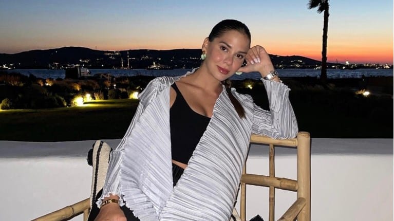 21cfe085681b4c3b98b6b50159533768