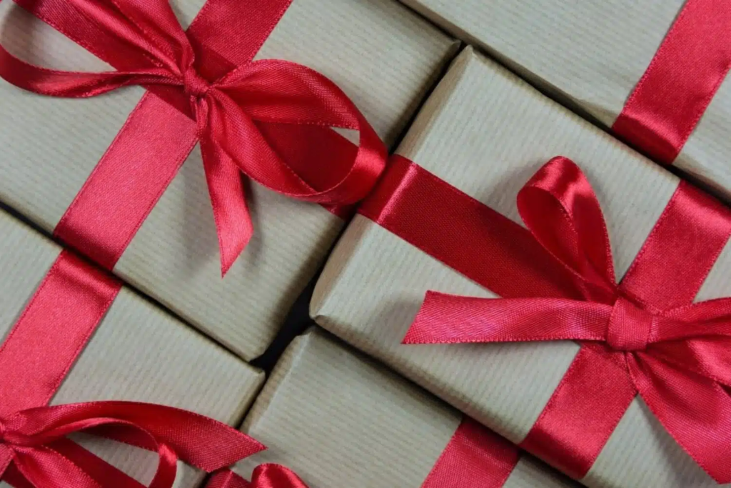 Εορτολόγιο: Ποιος γιορτάζει σήμερα Πέμπτη 30 Απριλίου